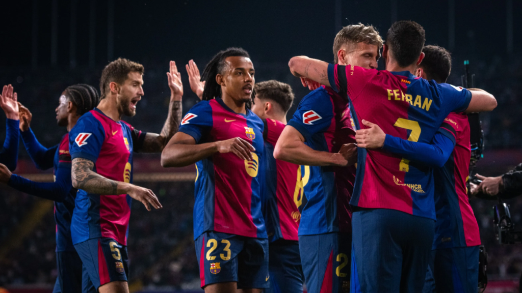 Los jugadores del Barça celebran un gol contra el Osasuna
