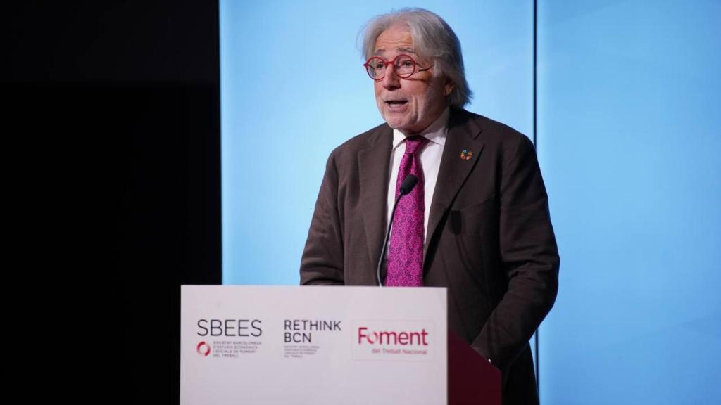 El presidente de Foment del Treball, Josep Sánchez Llibre, en la presentación del informe 'Repensar la metrópoli'