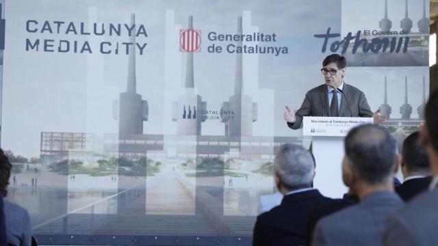 El presidente de la Generalitat, Salvador Illa, en el acto de presentación en las Tres Chimeneas