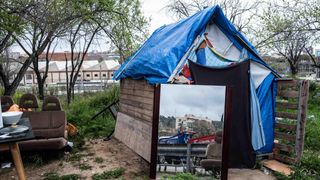 Barcelona controlarà una vintena de solars municipals per combatre els assentaments a La Sagrera i Sant Andreu