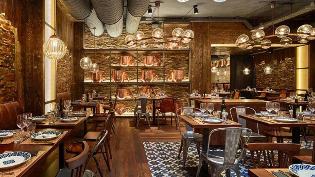 El comedor de la Pulpería Can Lampazas, restaurante visitado por Lamine Yamal