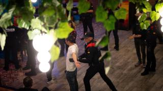 Detenidos en el bar A8 de Badalona