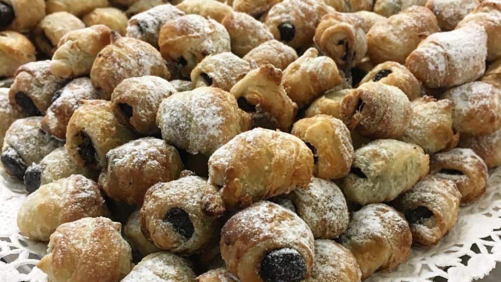 La panadería centenaria que elabora los croissants más pequeños de Barcelona: “Son los mejores de la ciudad”