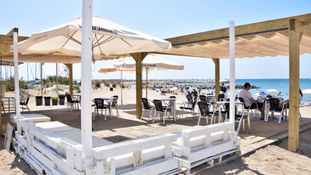 Chiringuito Punta Roca de Cala Ginesta