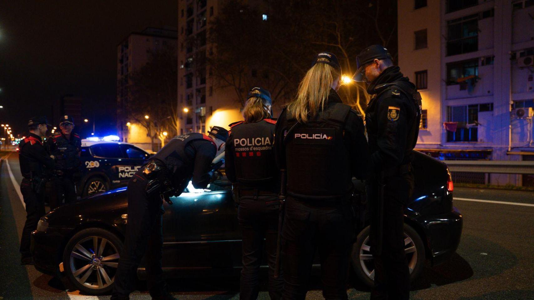 Agentes de los Mossos d'Esquadra