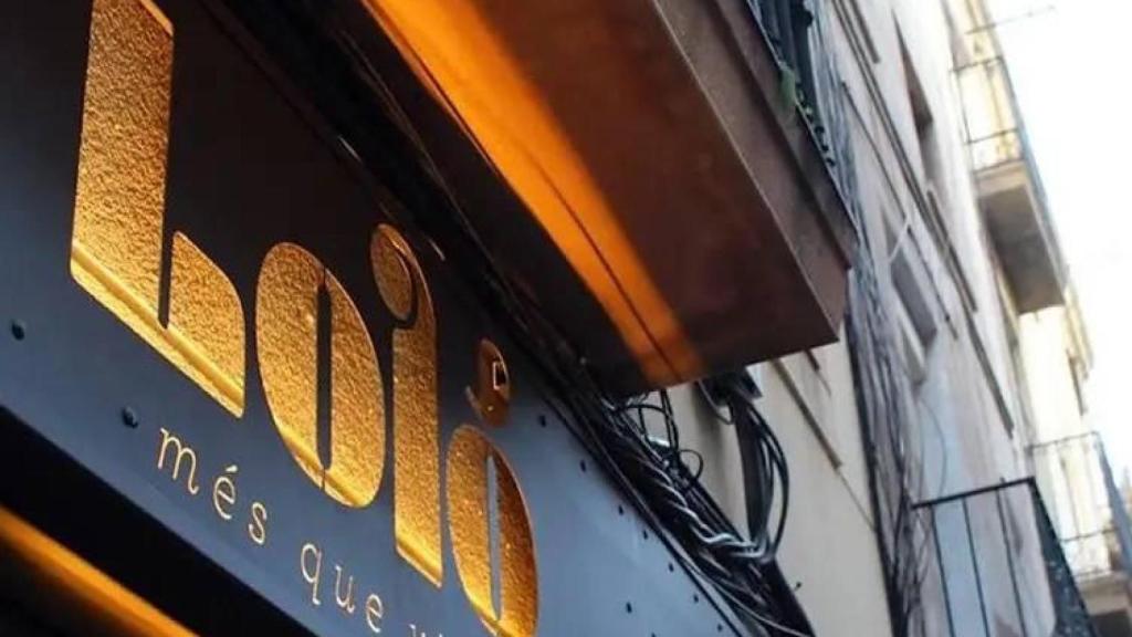 Entrada del restaurant Loló més que vins