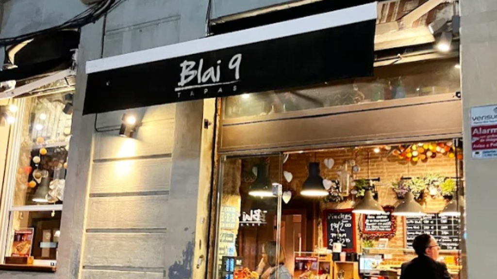 Imagen de archivo de la fachada de Blai 9