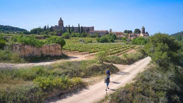 La mejor ruta de pasarelas y senderismo que puedes hacer en Semana Santa