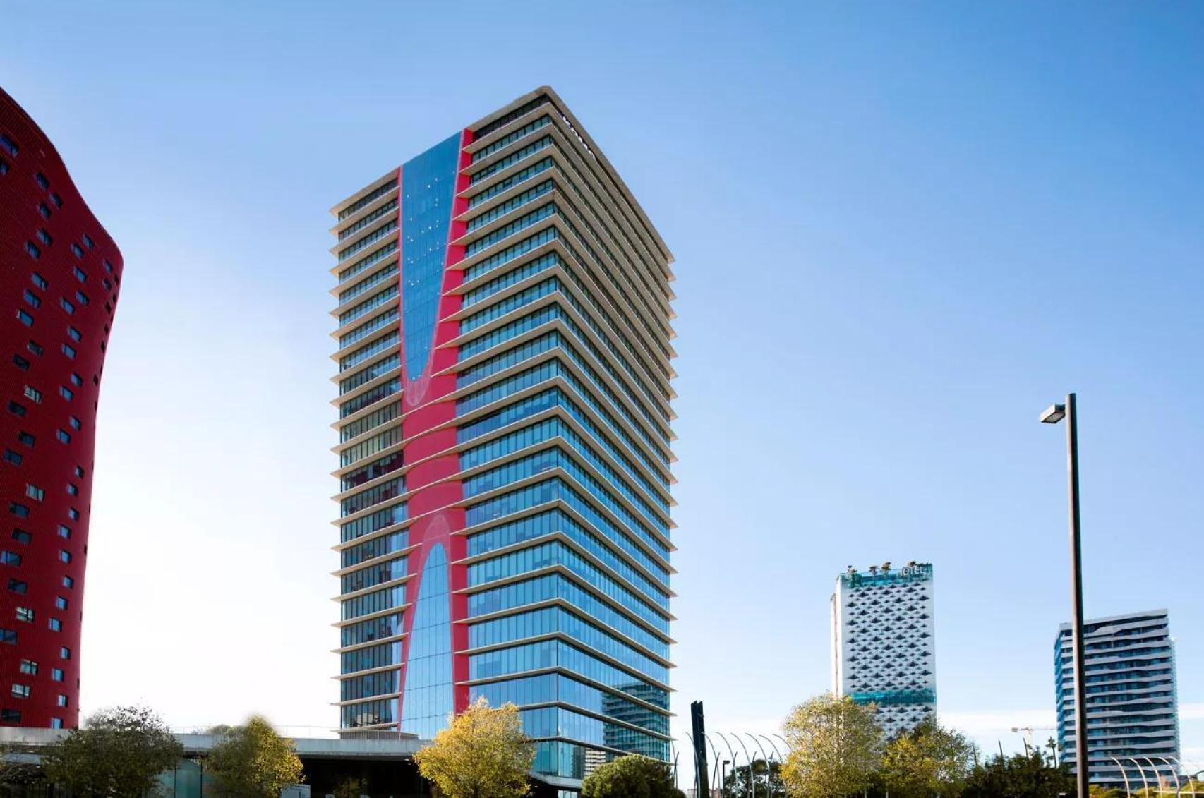 Hoteles y edificios de oficinas en la plaza Europa de L’Hospitalet de Llobregat