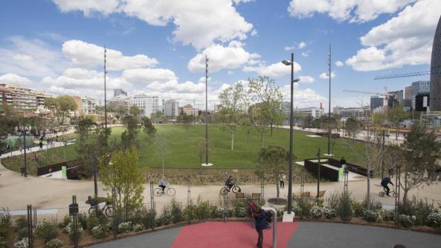 Barcelona pone fecha a la inauguración del parque de la plaza de Glòries