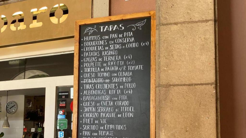 Pissarra amb plats del bar Kasparo