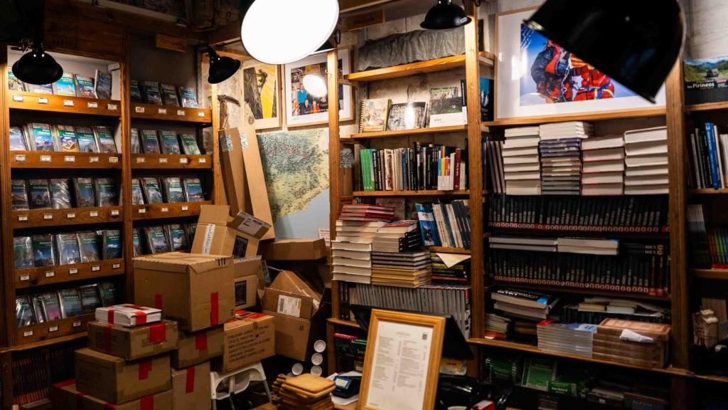 Espai Quera amb els preparatius pel dia de Sant Jordi