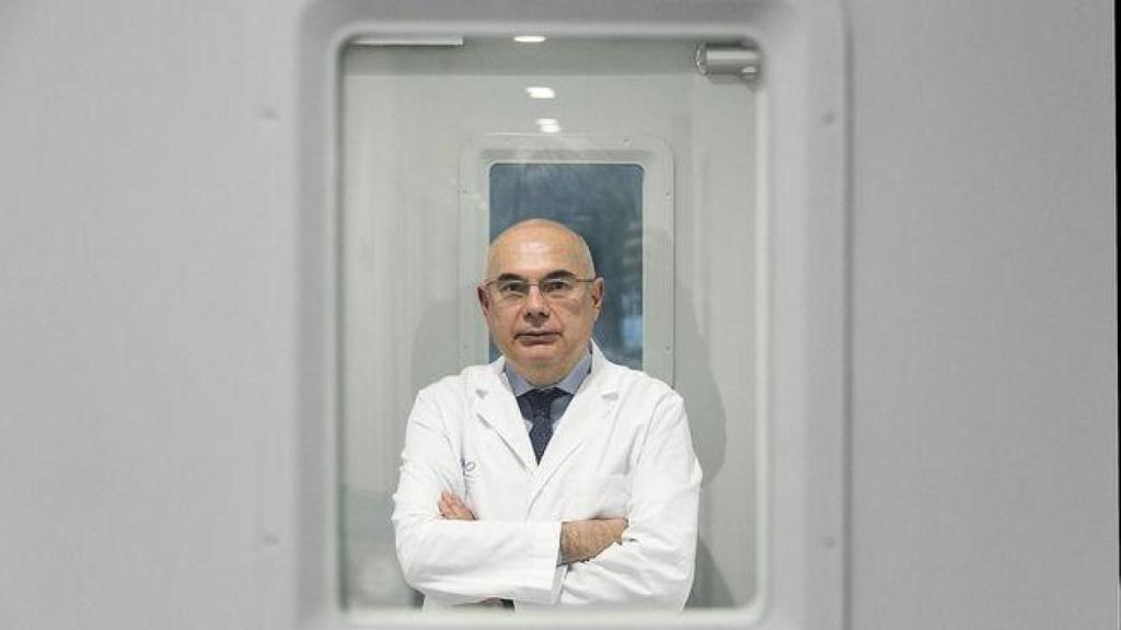 Josep Tabernero, director del VHIO, de CaixaResearch y exalbacea de Cellex y Pere Mir