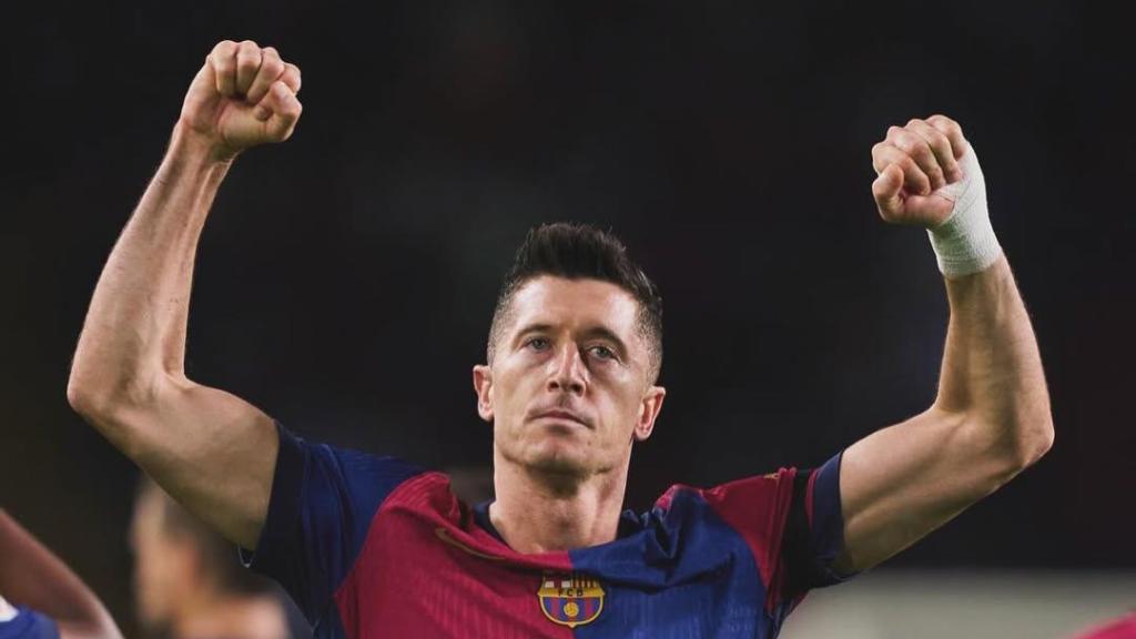 Lewandowski, con la mano vendada