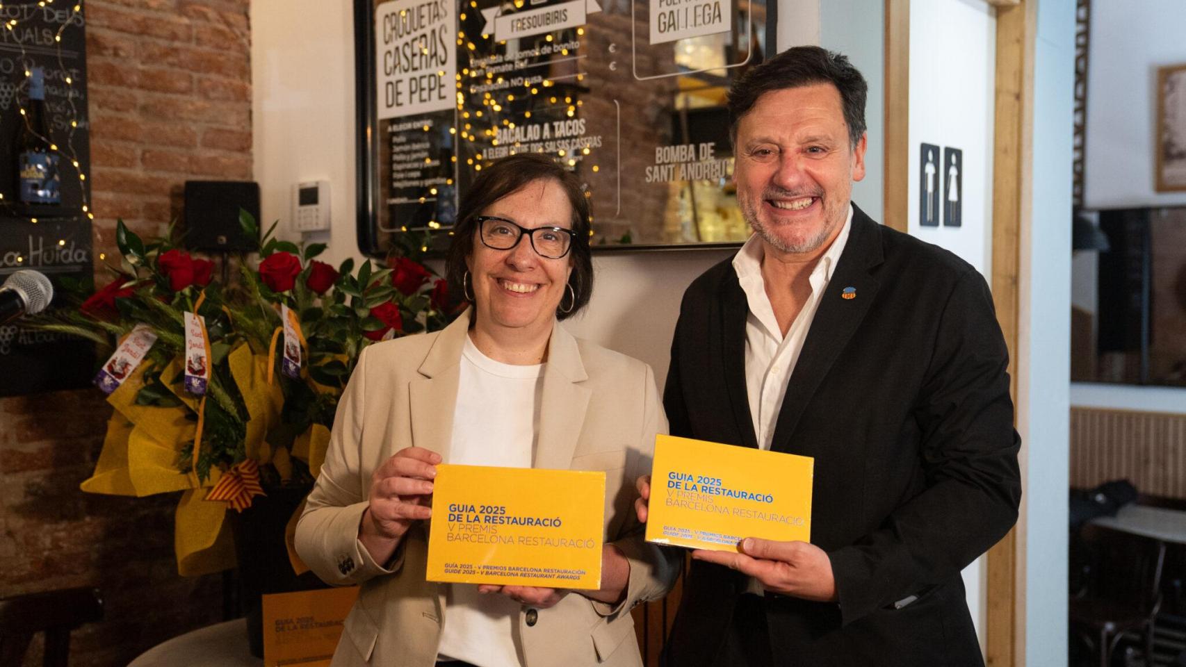 La concejal Raquel Gil presenta la Guia de la Restauració de Barcelona 2025