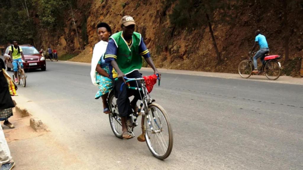 Una carretera en Kigali, en una imagen de archivo.