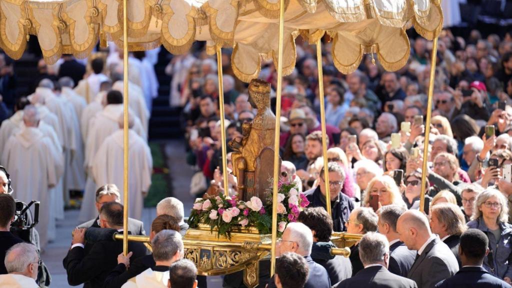 La Moreneta, en procesión por primera vez este siglo
