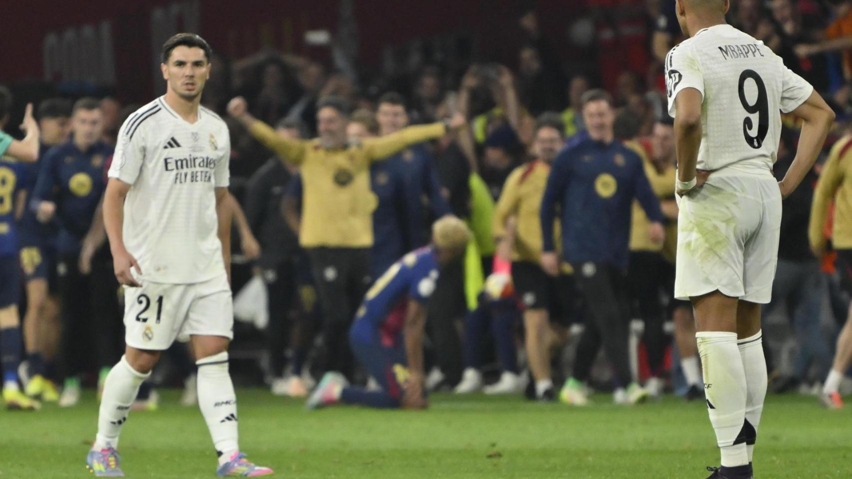 Mbappé presencia en primera fila el gol de Jules Koundé en la final de la Copa