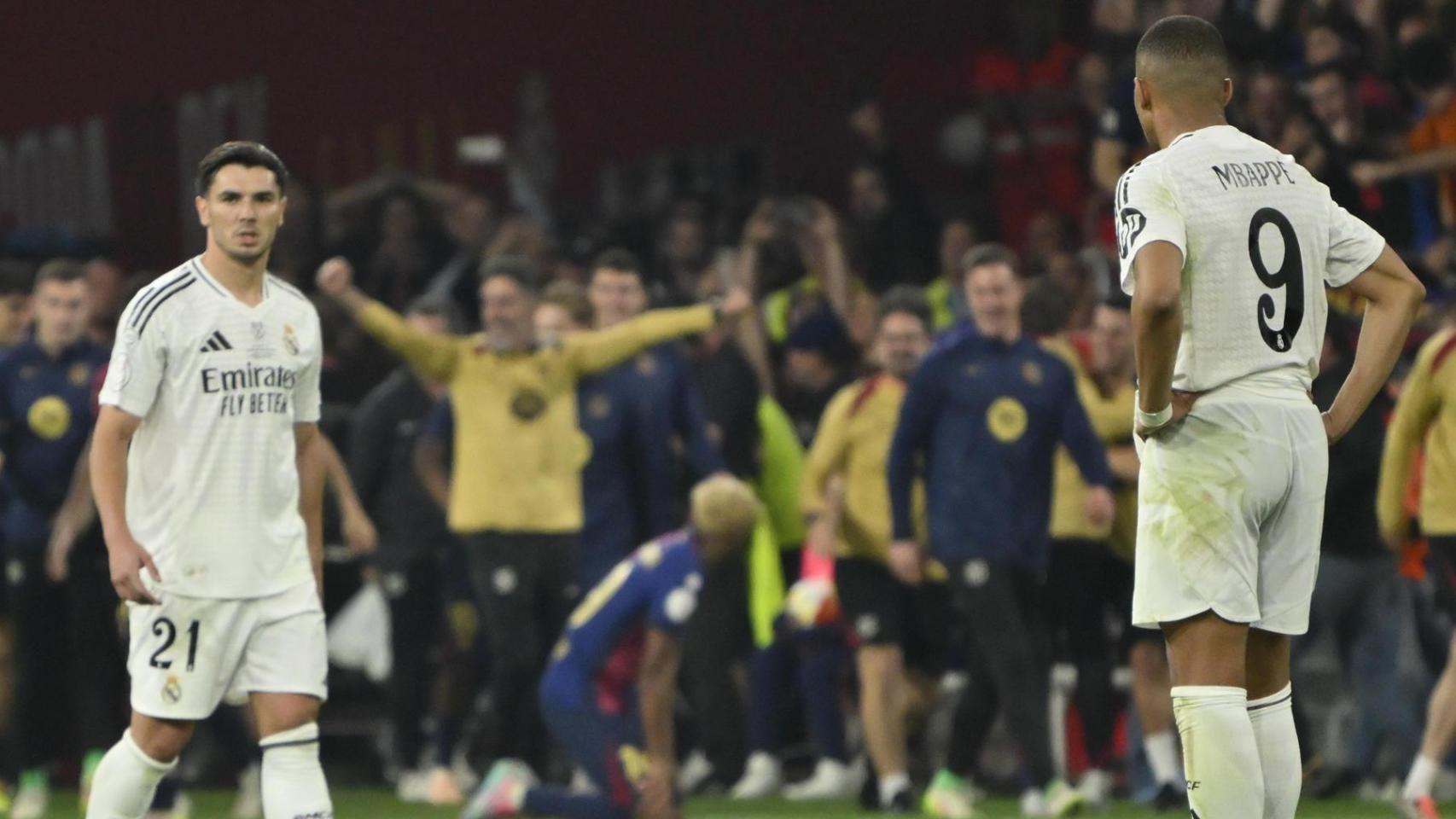 Mbappé presencia en primera fila el gol de Jules Koundé en la final de la Copa