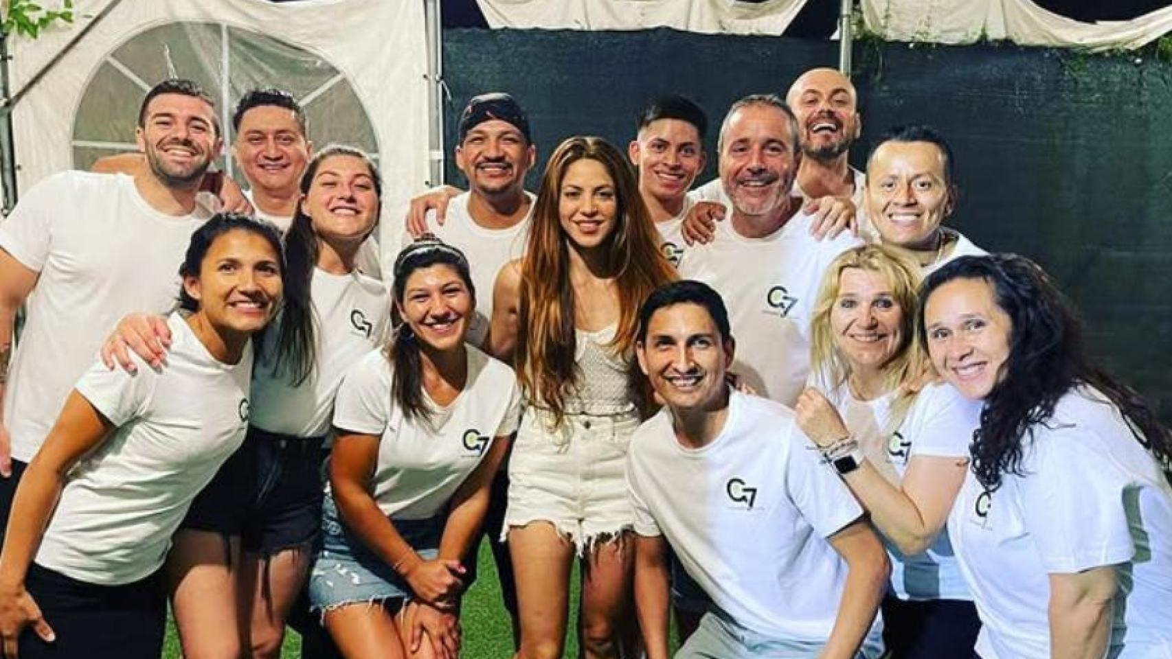 Shakira en el bar Quatset Restaurant&Lounge.