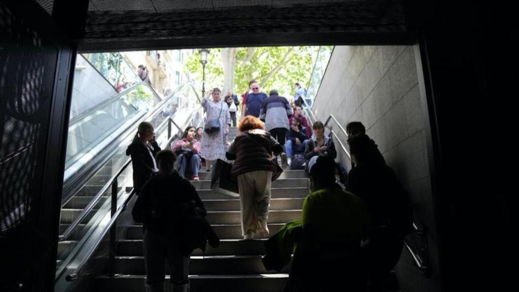 Una estació a Barcelona després de l'apagada