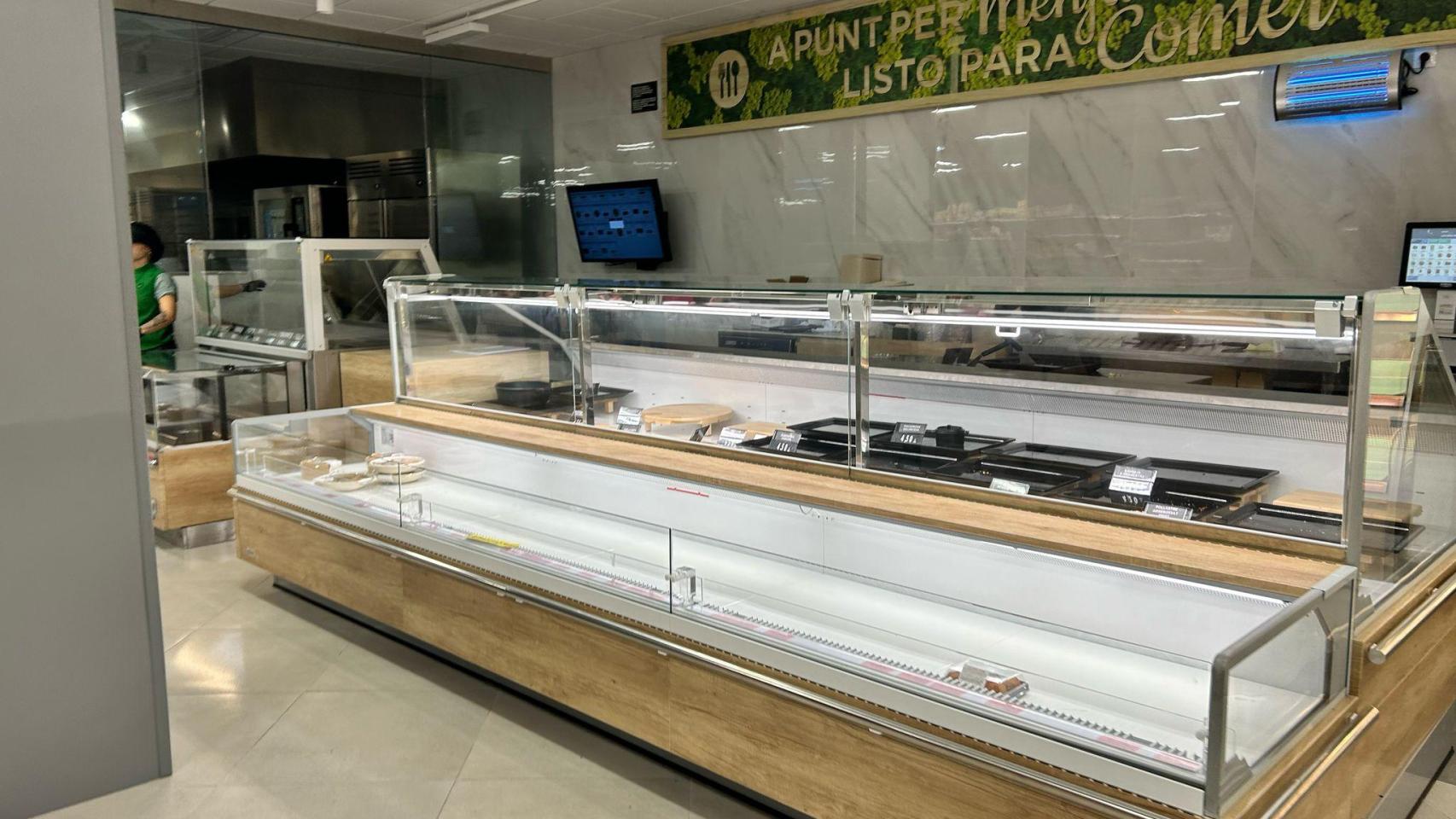 VÍDEOS: Los supermercados de Barcelona, arrasados tras el apagón eléctrico