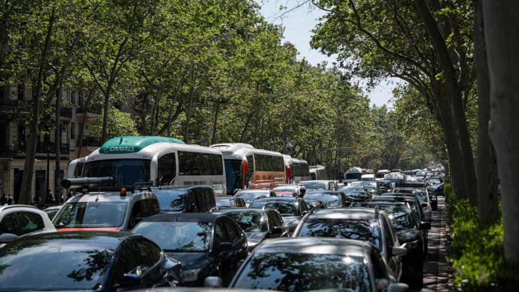 Col·lapse als carrers durant l'apagó