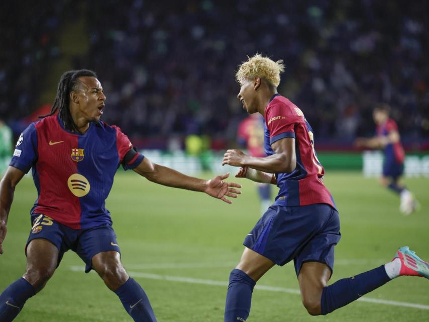 Lamine celebra su gol al Inter