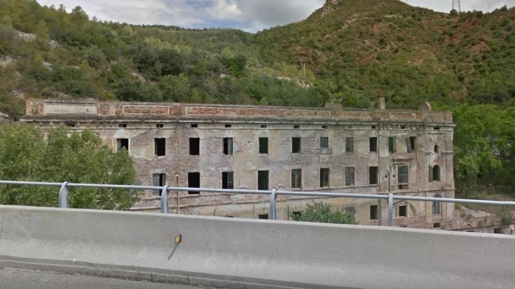 Balneari de La Puda de Montserrat, a Esparreguera, actualment abandonat
