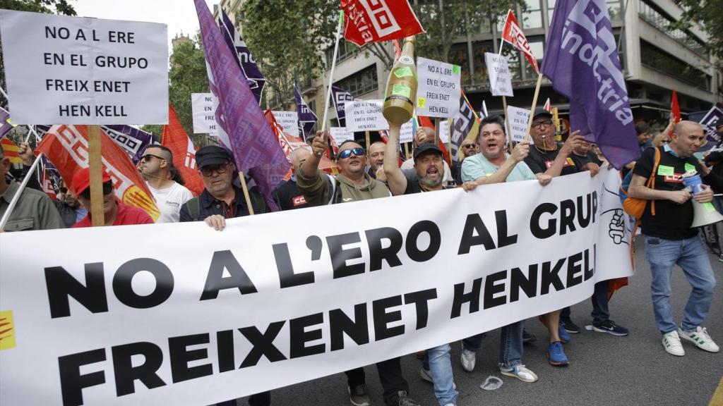 Trabajadores de Freixenet en la manifestación del 1 de mayo en Barcelona / EP