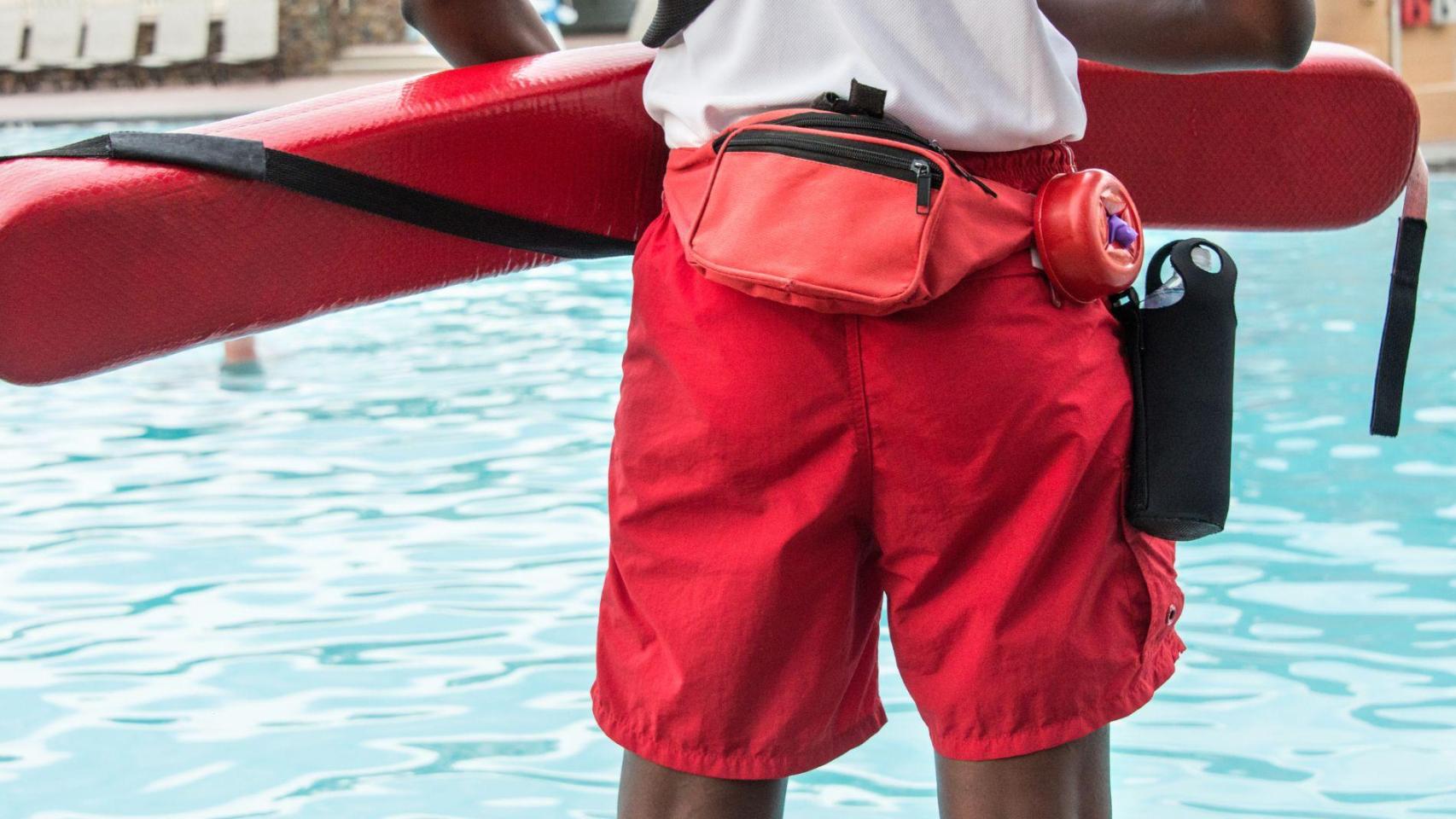 Se buscan trabajadores para el verano como socorristas