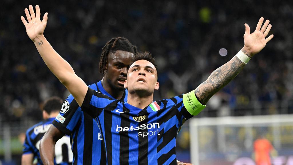 Lautaro Martínez celebra su gol al Barça en las semifinales de la Champions League