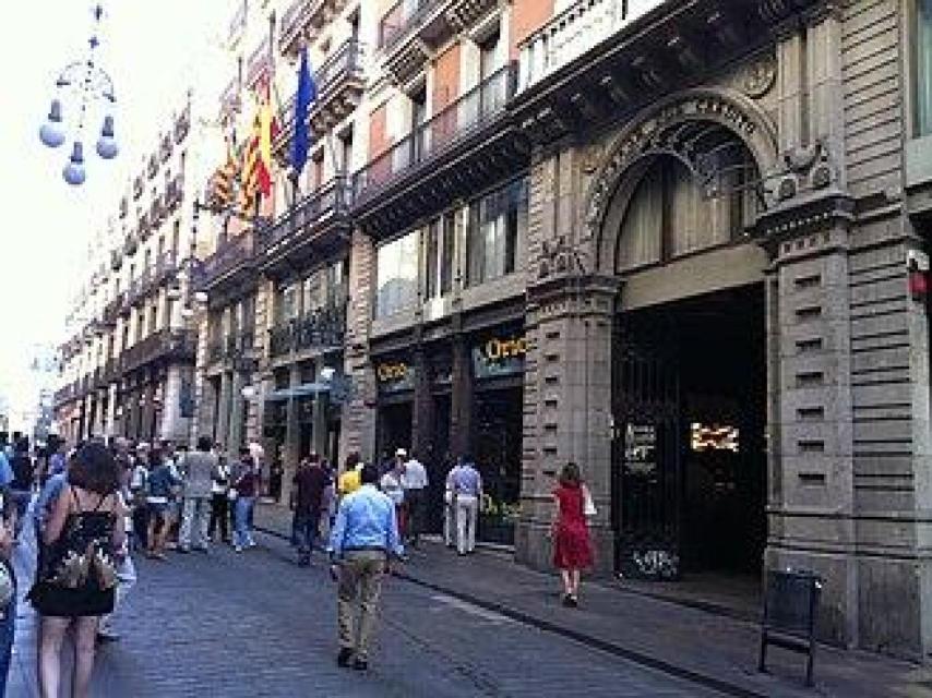 Una de las entradas del Passatge del Crèdit