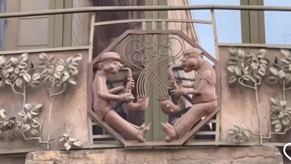 Saxofonistas de la calle del Carme, en el Raval, Barcelona