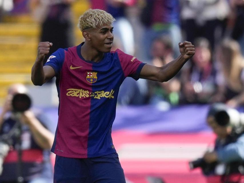 Lamine Yamal celebra su gol ante el Real Madrid en Montjuïc