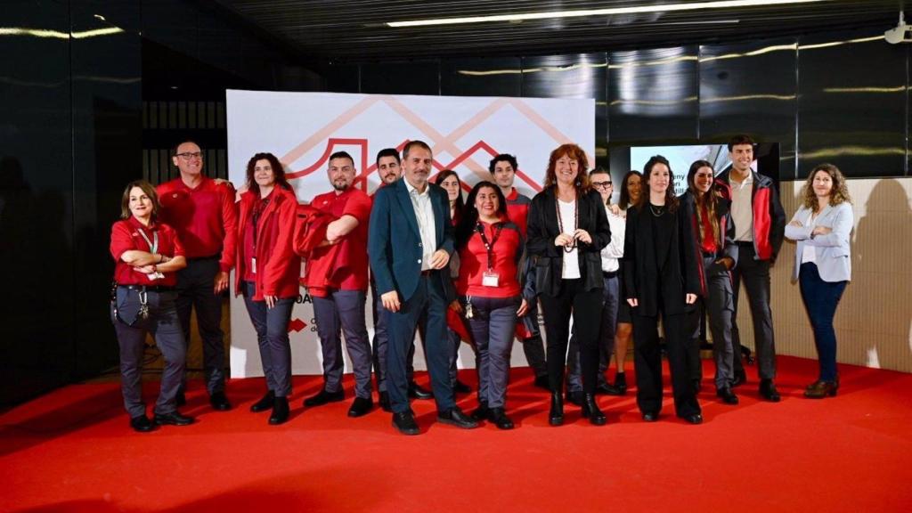 Imatge de la presentació del nou uniforme dels treballadors del metro de Barcelona
