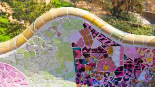 Detalle de un banco del Park Güell