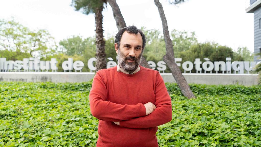 Turgut Durduran, expat assentat a Castelldefels i investigador a l'ICFO