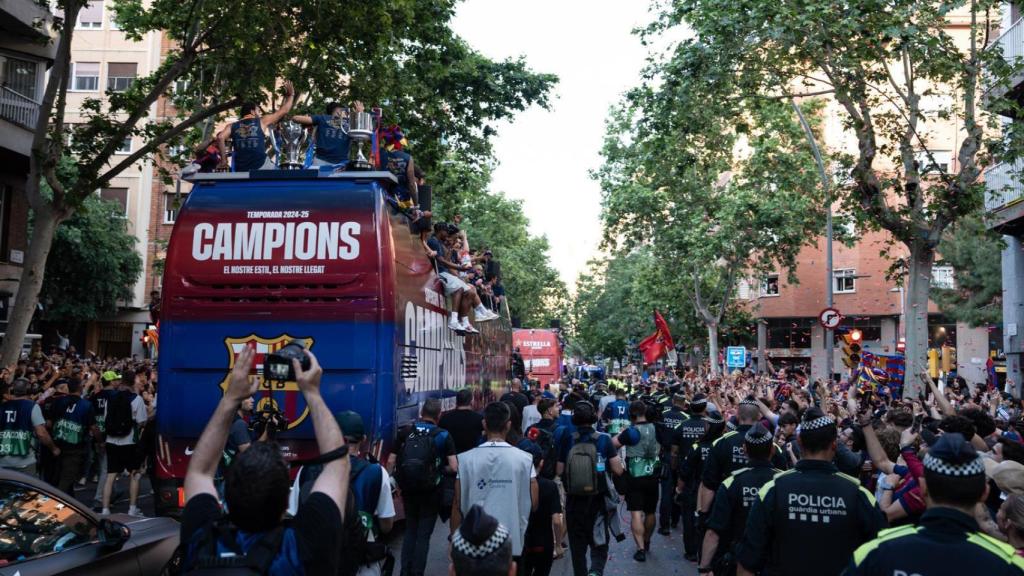 La rúa del Barça campeón del triplete nacional por Barcelona