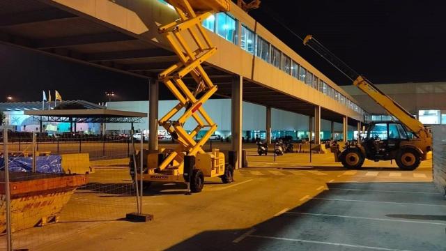 Reparación de la pasarela en el Aeropuerto de Barcelona