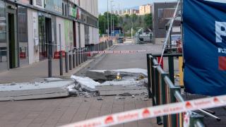 Muere una persona por el desprendimiento de una fachada en el centro comercial Via Sabadell