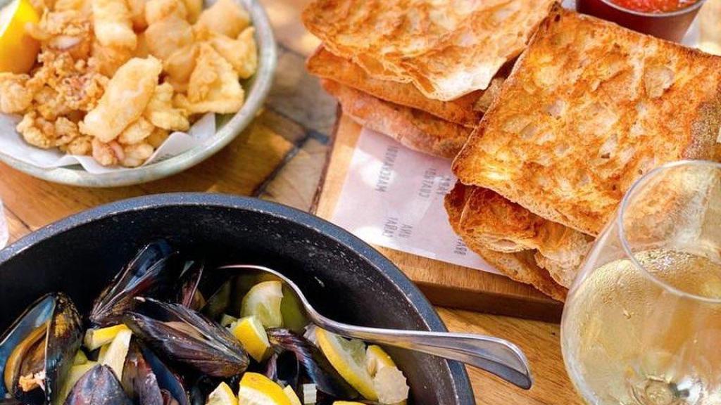 Diversos platos del Pez Vela