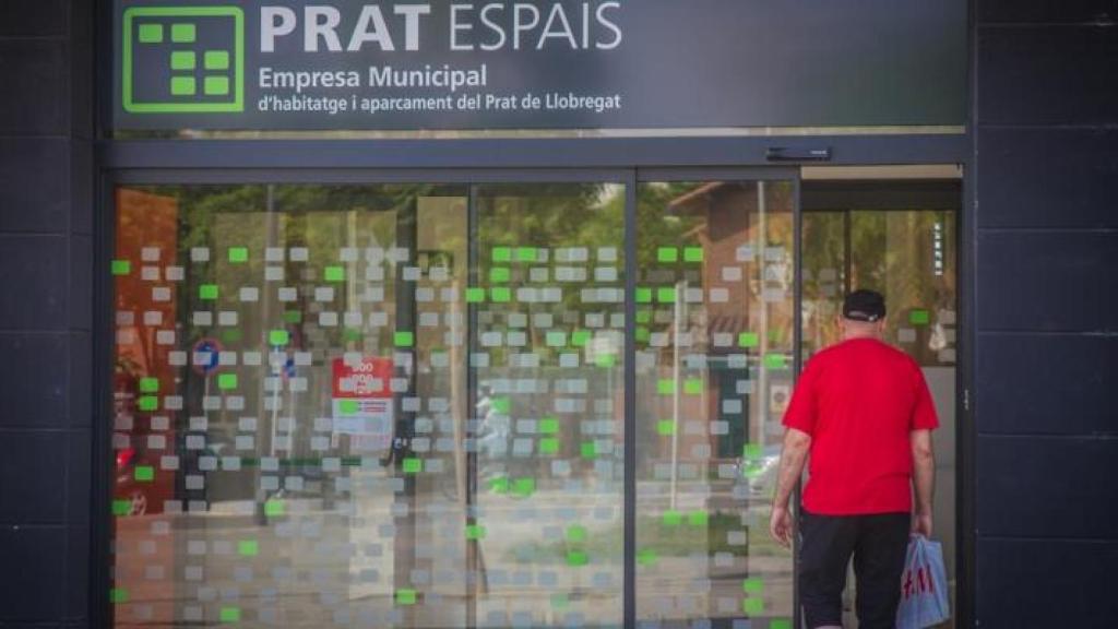 Fachada de Prat Espais en el Prat de Llobregat