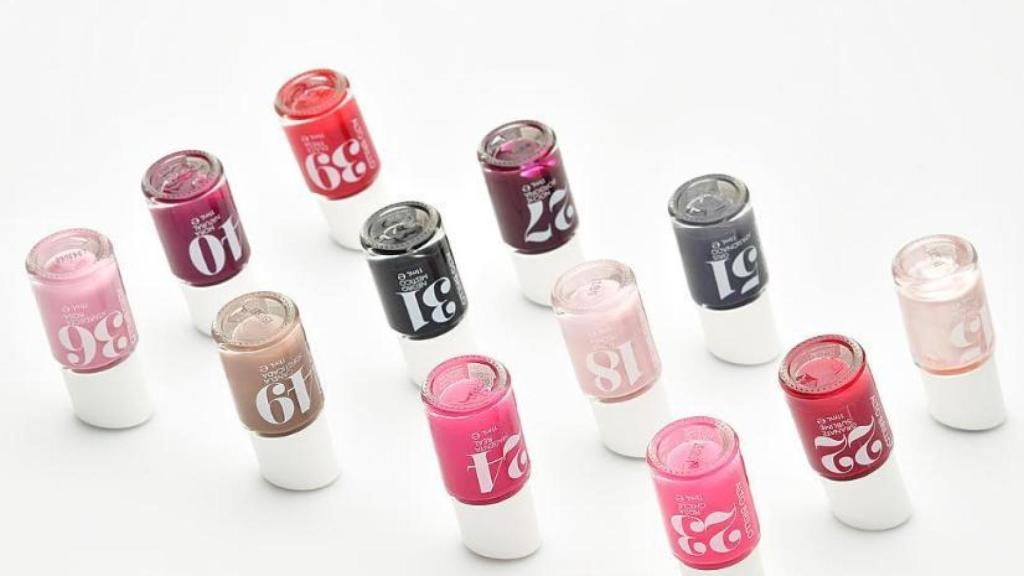 Imagen de archivo de laca de uñas de la marca YouCosmetic