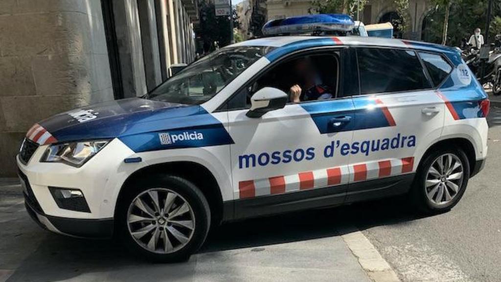 Un vehículo de los Mossos d'Esquadra