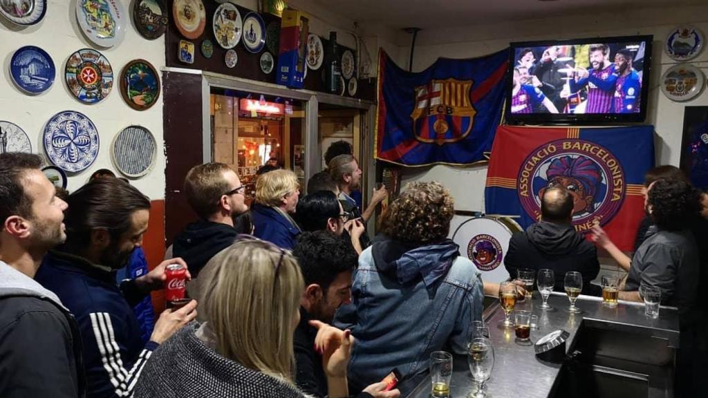 Interior del bar Zipi y Zape del Gòtic