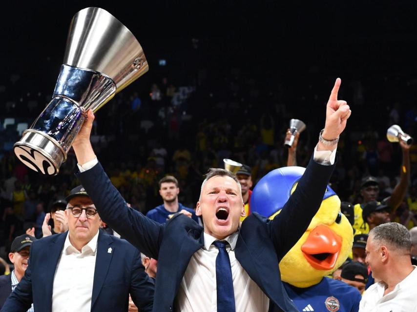 Jasikevicius, eufórico tras ganar la Euroliga con el Fenerbahce
