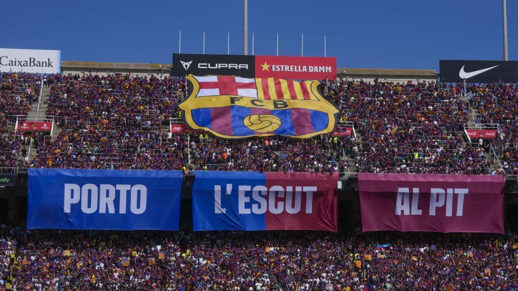 El espectacular mosaico de Montjuïc para el clásico Barça-Real Madrid del 11 de mayo