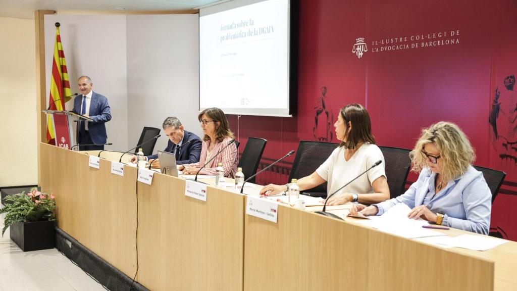 El ICAB anima al Govern a tener en cuenta a la abogacía para que cada vez menos menores estén bajo tutela de la Generalitat