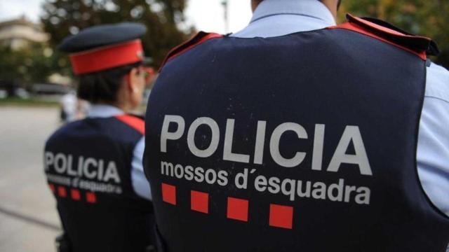 Agentes de los Mossos d'Esquadra en una imagen de archivo